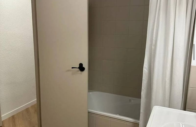 Rental of a large bright apartment with 2 bedrooms, 125 m², Alicante, Spain